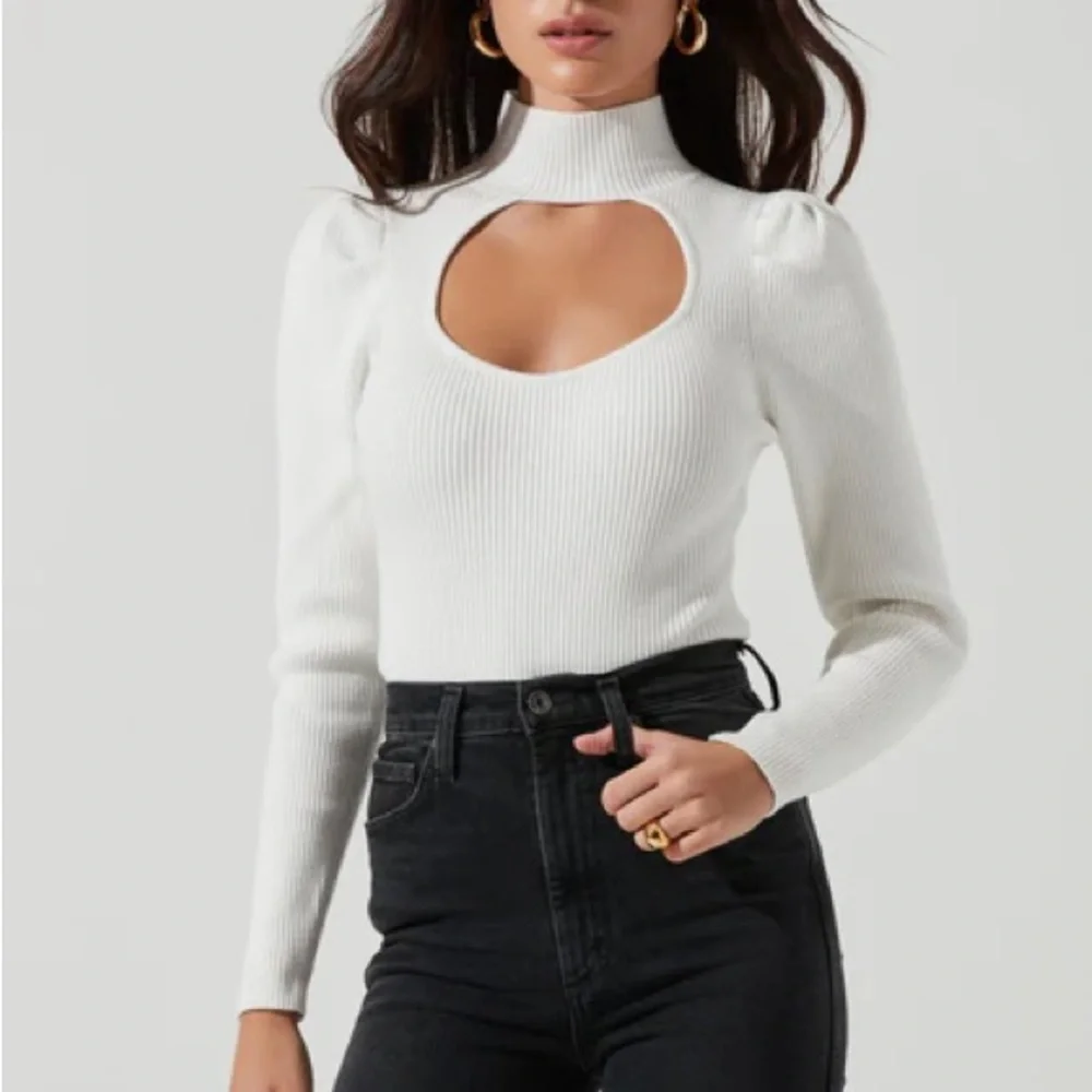 ASTR The Label Front Cutout Long Sleeve Sweater Bodysuit Cream - Picture 1 of 5